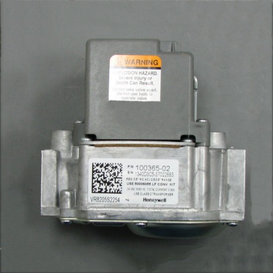 (image for) Lennox Natural Gas Valve 74W26